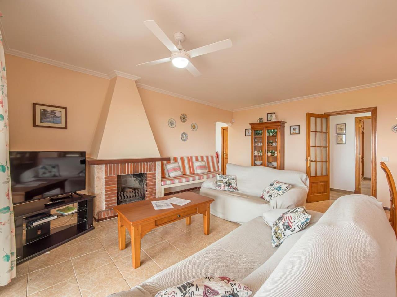 Villa Sur Binisafua Екстериор снимка