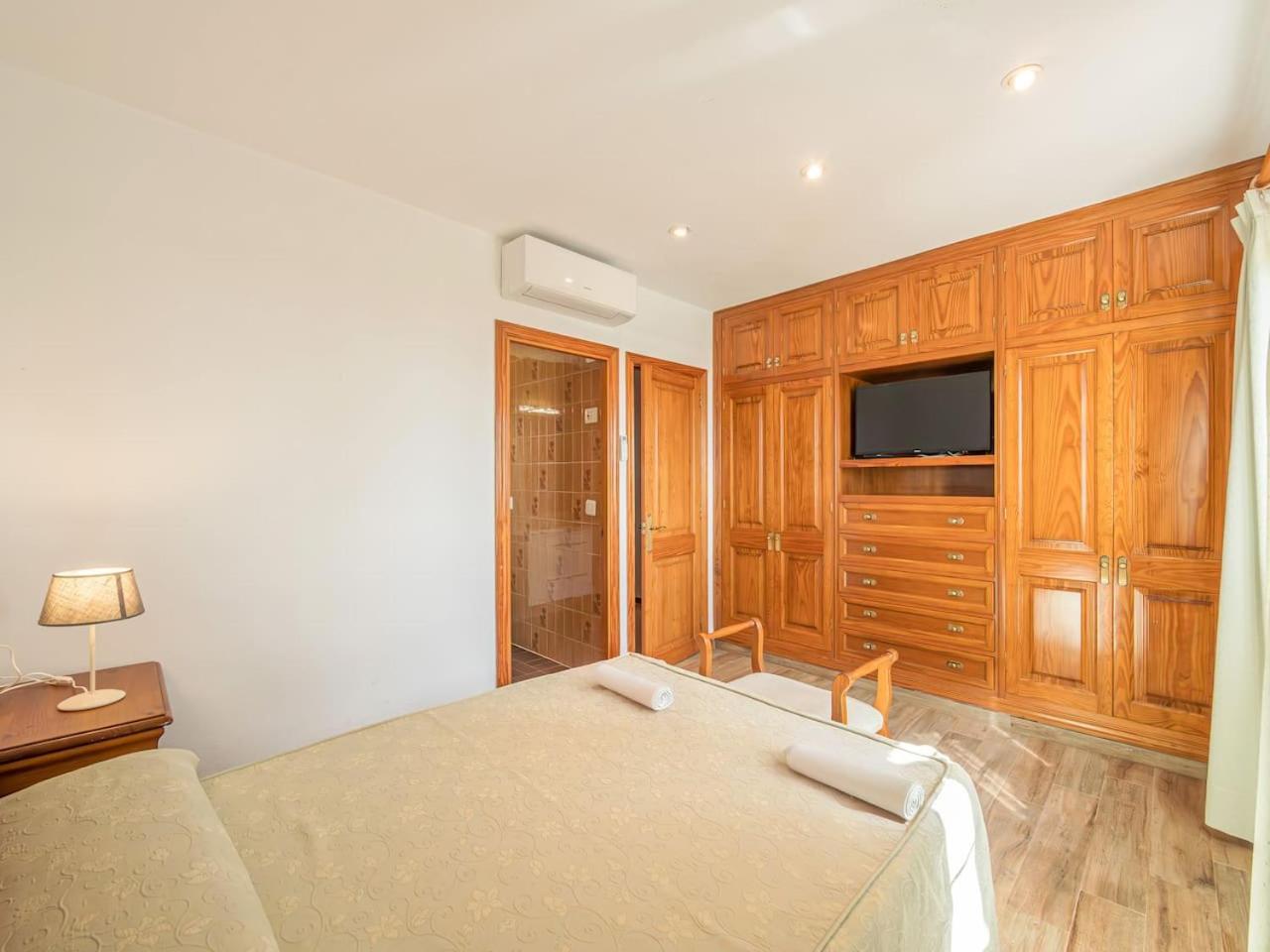 Villa Sur Binisafua Екстериор снимка