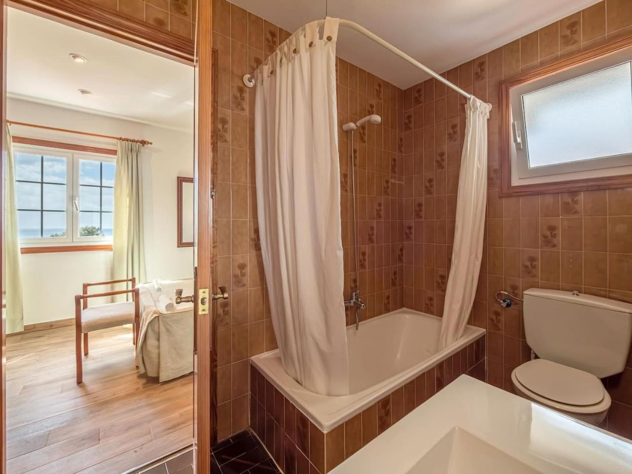 Villa Sur Binisafua Екстериор снимка