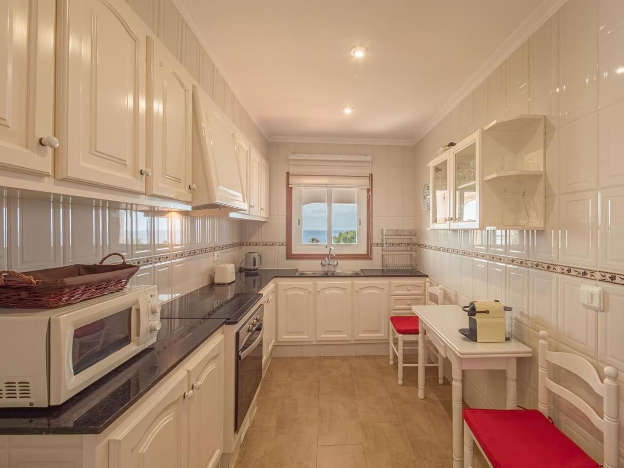 Villa Sur Binisafua Екстериор снимка