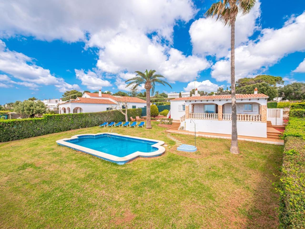 Villa Sur Binisafua Екстериор снимка