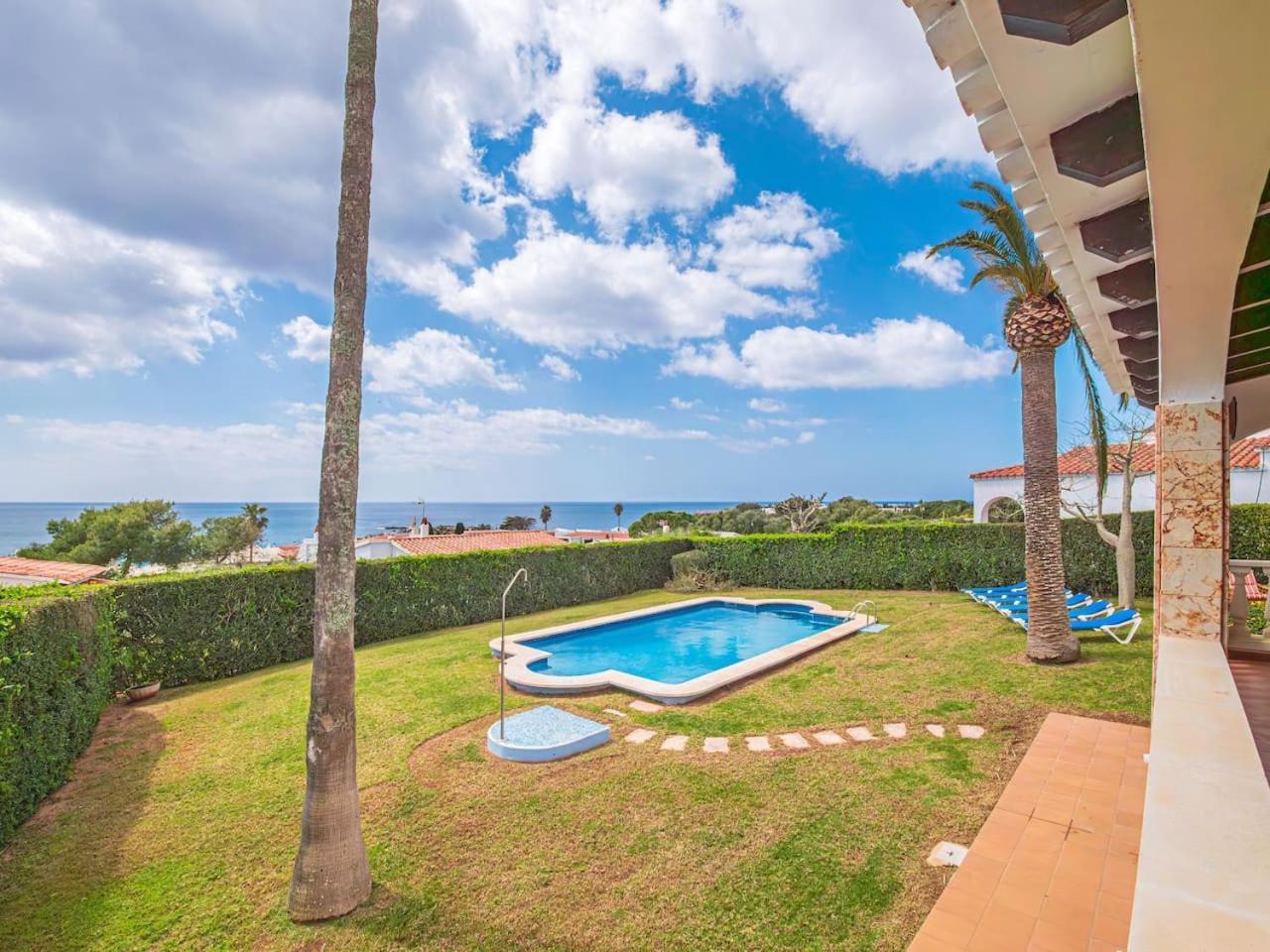 Villa Sur Binisafua Екстериор снимка