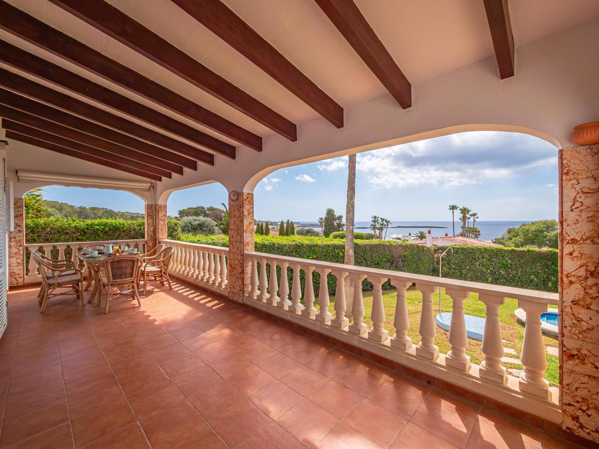 Villa Sur Binisafua Екстериор снимка